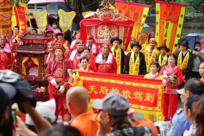 龙潭村天后诞巡游！娱乐城平台这个非遗太热闹啦！