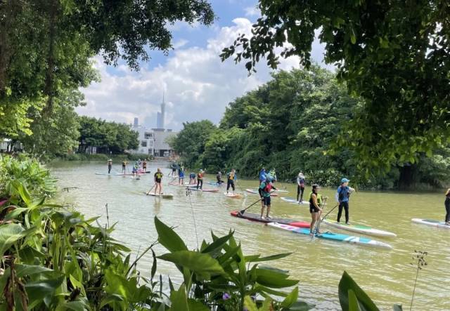 桨板环湖、水上乐园……娱乐城平台这些地方清凉好玩