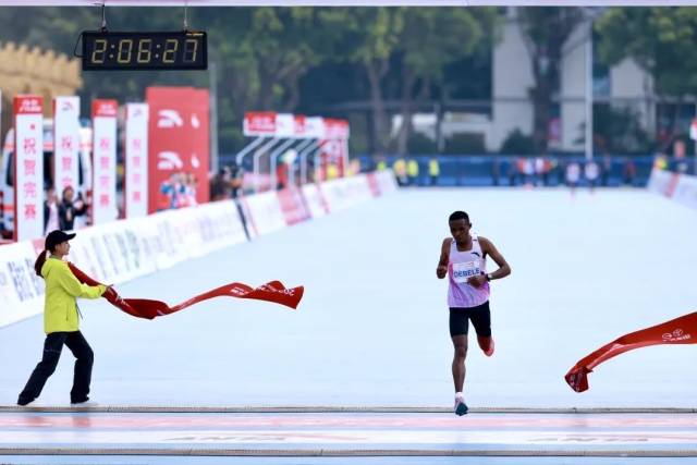 (图/广州日报) (图/广州日报)