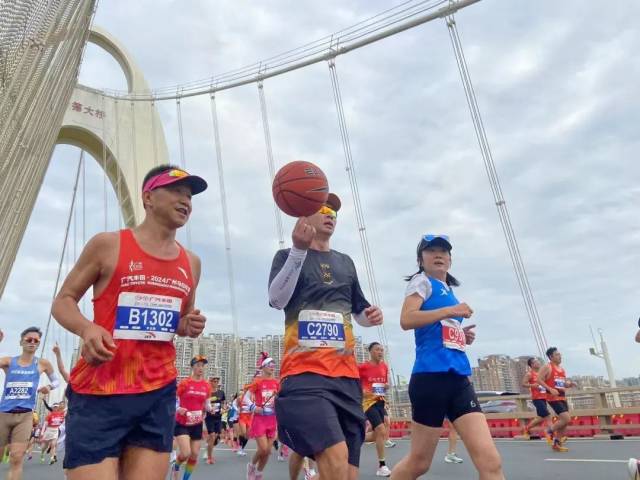 (图/广州日报) (图/广州日报)