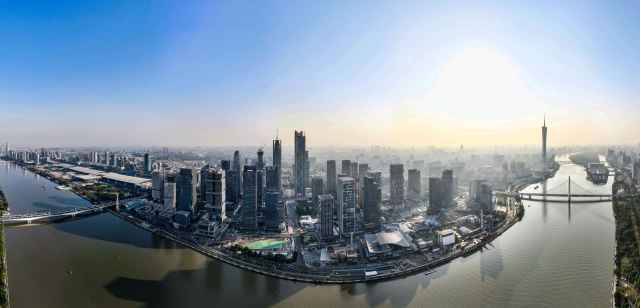 2024年娱乐城平台GDP突破3000亿,同比增长5.4% 2024年娱乐城平台GDP突破3000亿,同比增长5.4%